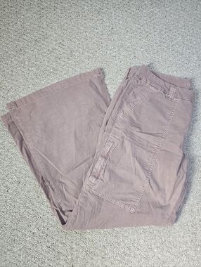 American Eagle Pink Curvy Low Rise Baggy Flare Khaki Pants Size 14 Pockets